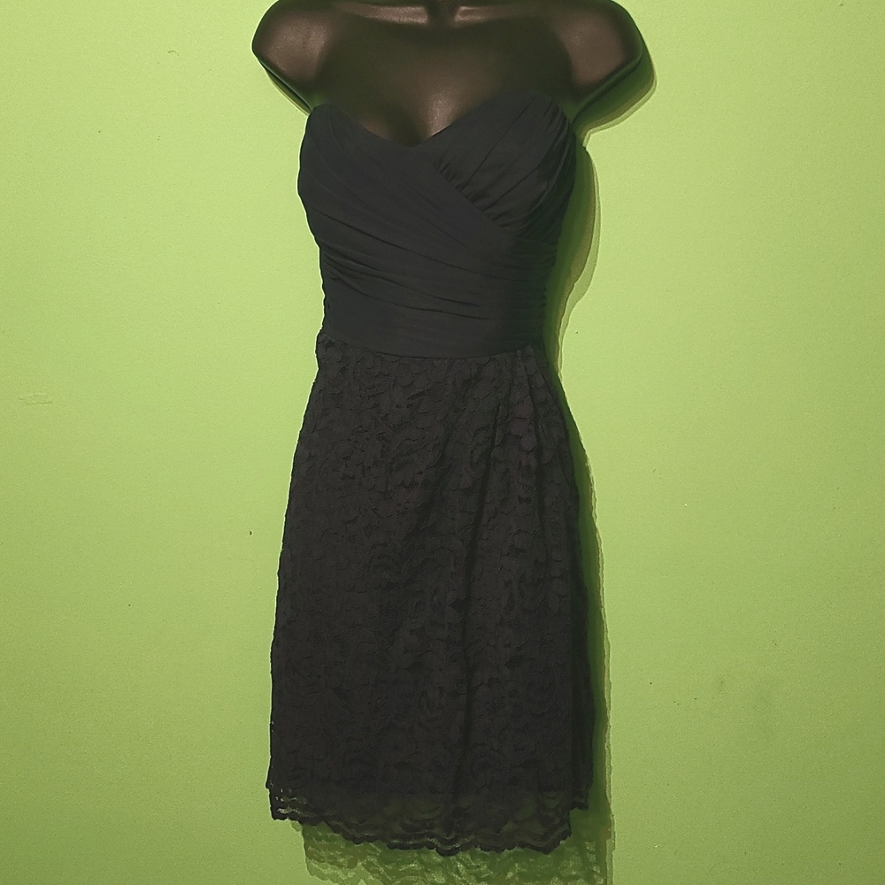 David's Bridal Size 14 Strapless Formal Dress